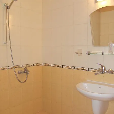 Ξενοδοχείο Buena Vissta